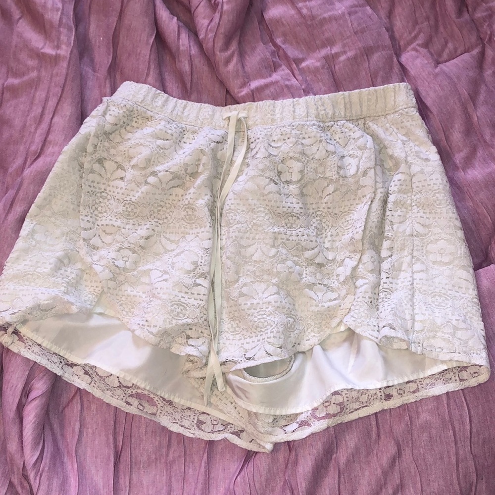Lace white shorts